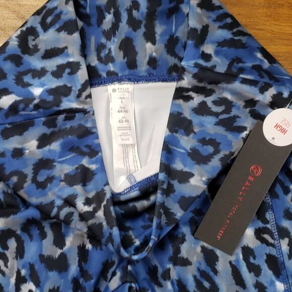 Bally Total Fitness High Rise Mid-Calf Leggings NWT - Picture 3 of 8